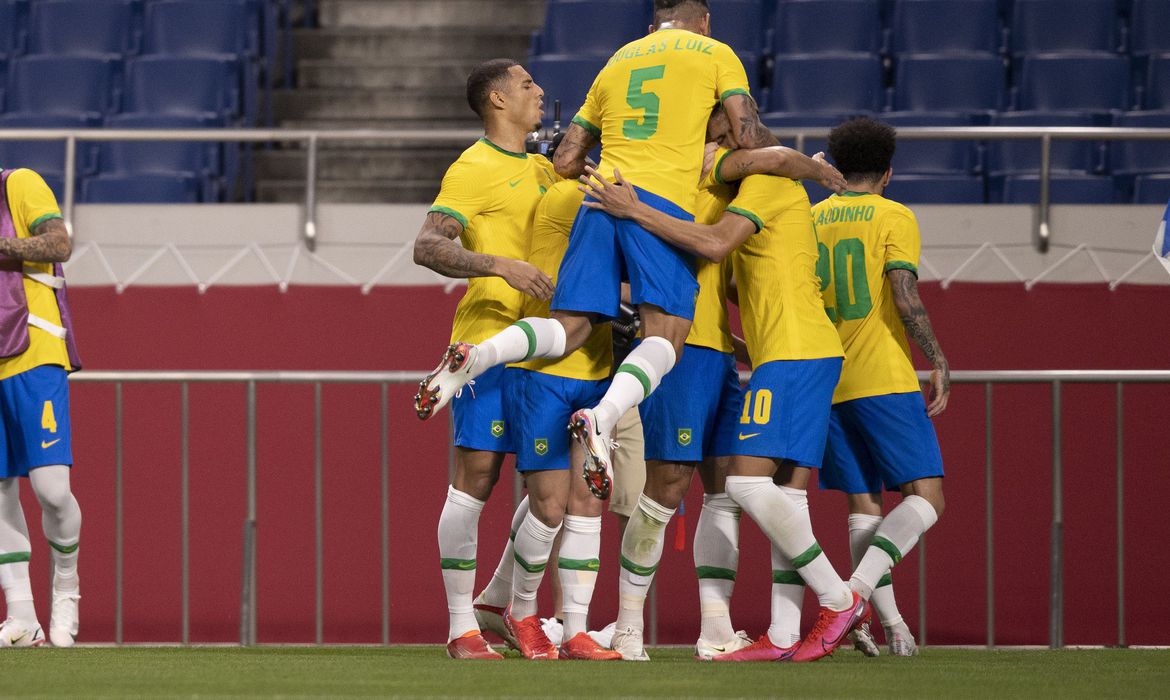 Brasil vence Egito e vai à semifinal do futebol masculino ...