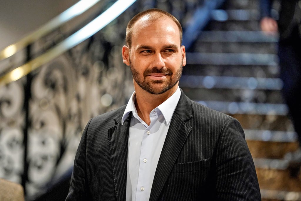 Eduardo Bolsonaro será candidato ao Senado por SP nas eleições de 2026, diz Valdemar Costa Neto