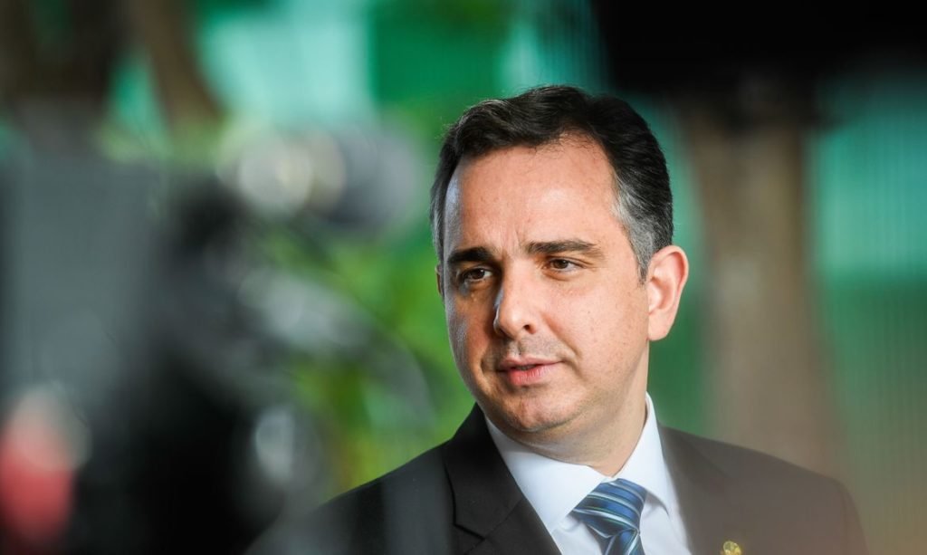 Presidente do Senado defende direito do Amapá de explorar petróleo