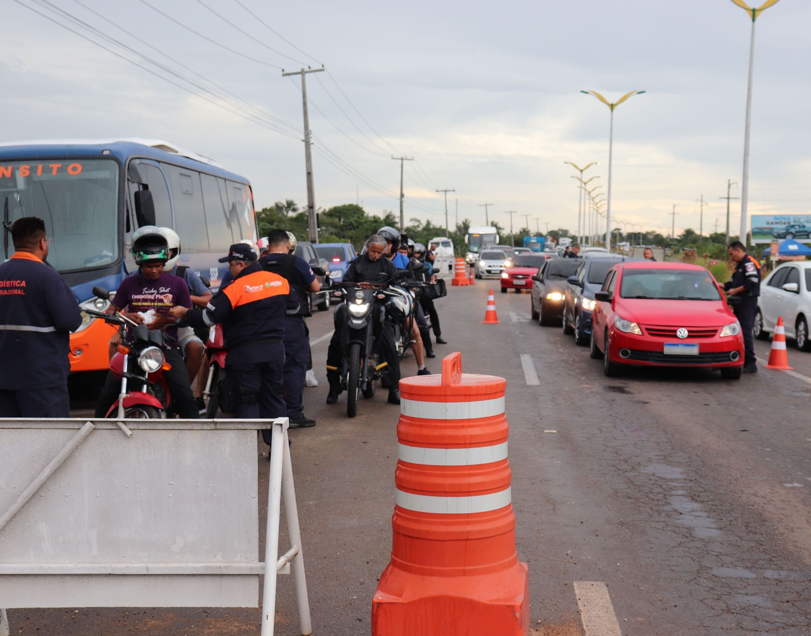 Carnaval na Floresta: Detran Amazonas orienta condutores que irão viajar durante feriado prolongado