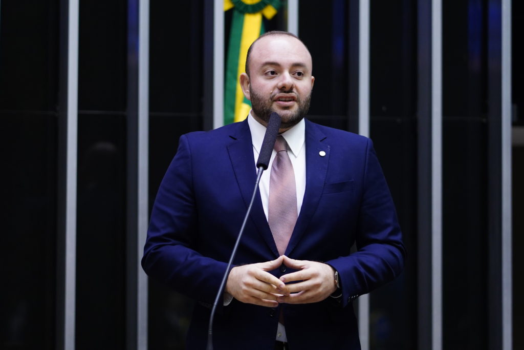 Deputado Fausto Junior Rebate Marina Silva sobre BR-319