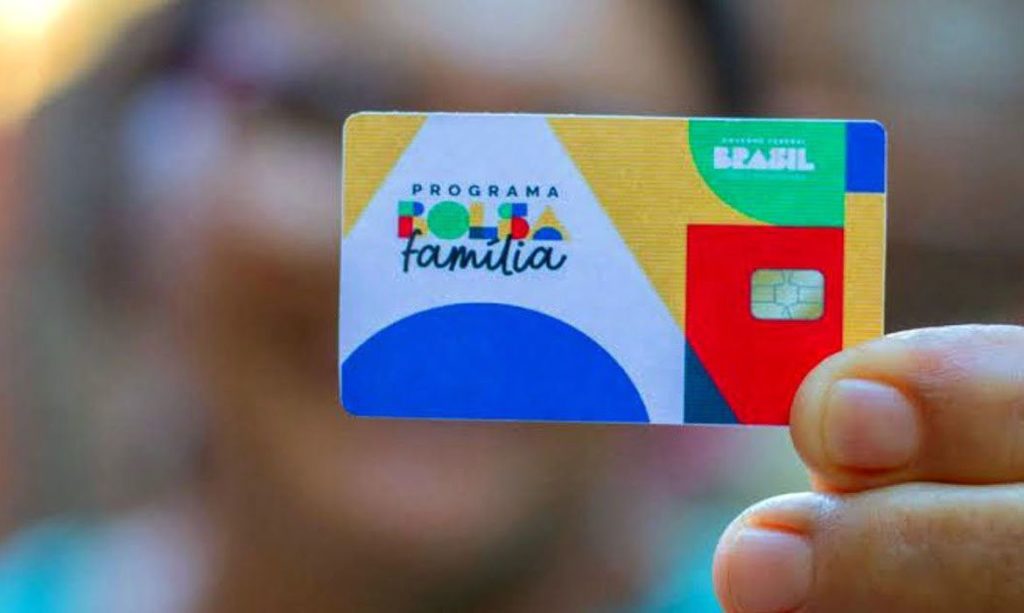 Caixa paga Bolsa Família com novo adicional de R$ 50 a NIS de final 7