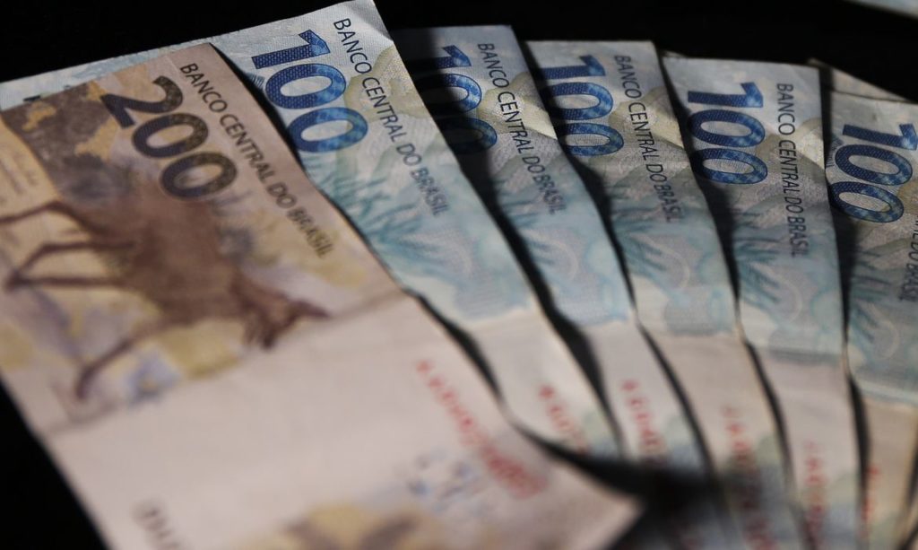 Campanha Serasa faz premiação Receita paga nesta sexta segundo lote de restituição