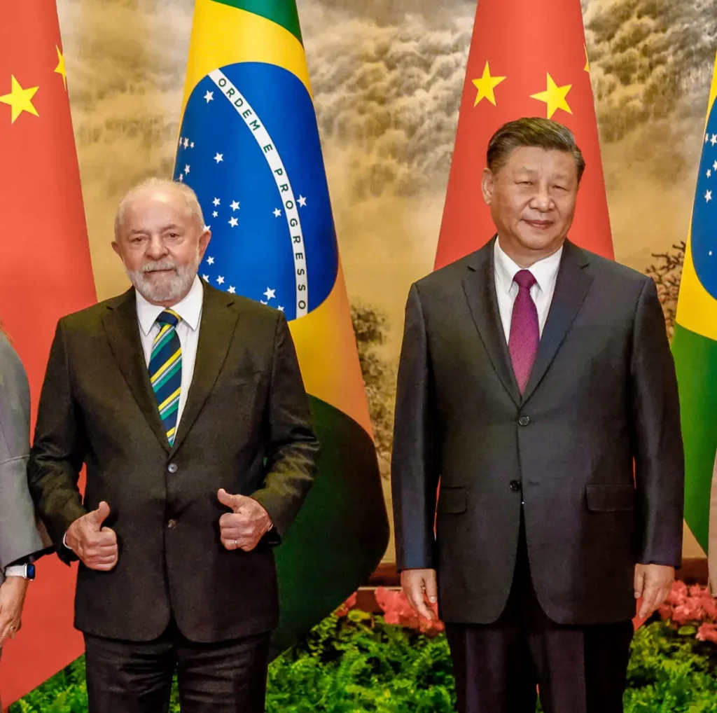 Lula defende moeda comum dos Brics no G7