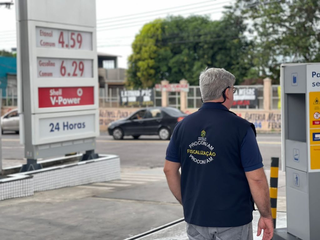 Procon-AM fiscaliza postos de combustíveis em Manaus