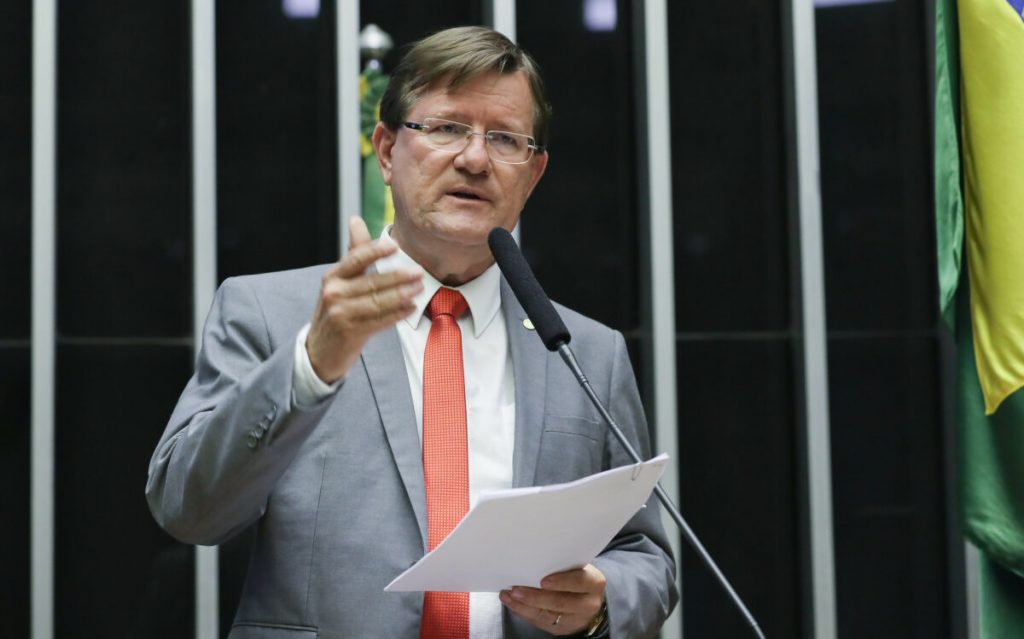 Ex-deputado federal José Ricardo ganha cargo no governo Lula