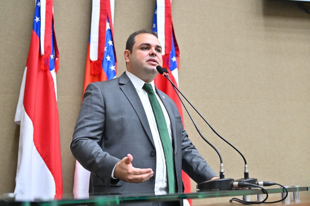 PL de Roberto Cidade incentiva a prática do voluntariado