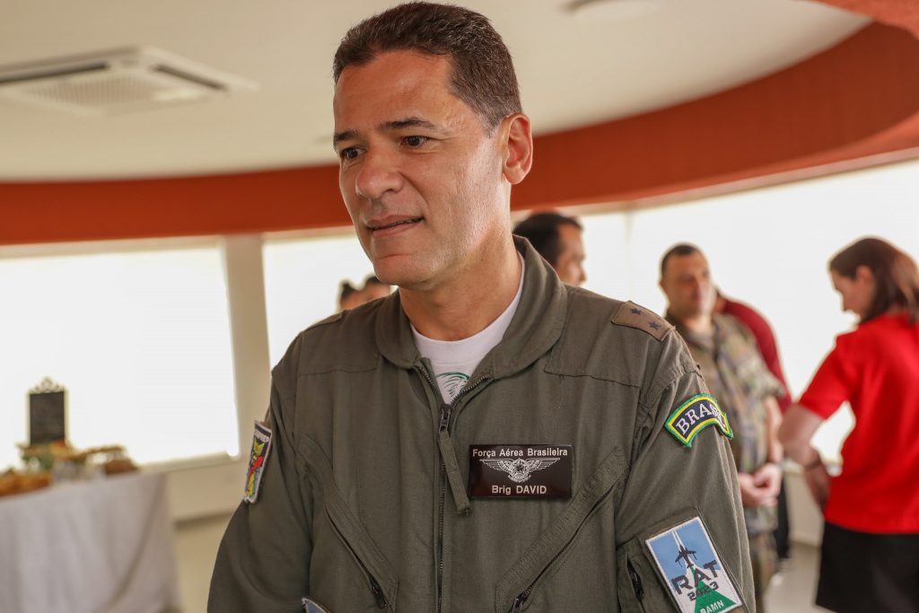 Manaus recebe espetáculo da Esquadrilha da Fumaça, na Ponta Negra