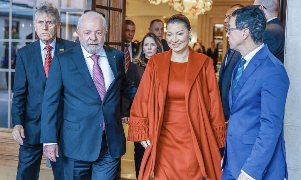 Presidente Lula e primeira-dama Janja na coroação do Rei Charles III, em Londres