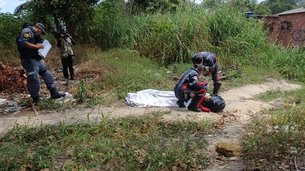 homem é executado à tiros no bairro Jorge Teixeira, em Manaus