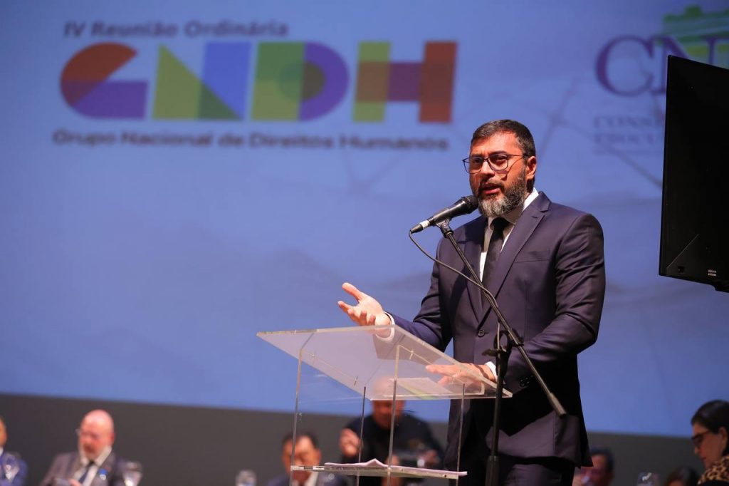 Wilson Lima assina Pacto pela Consciência Vacinal no Amazonas