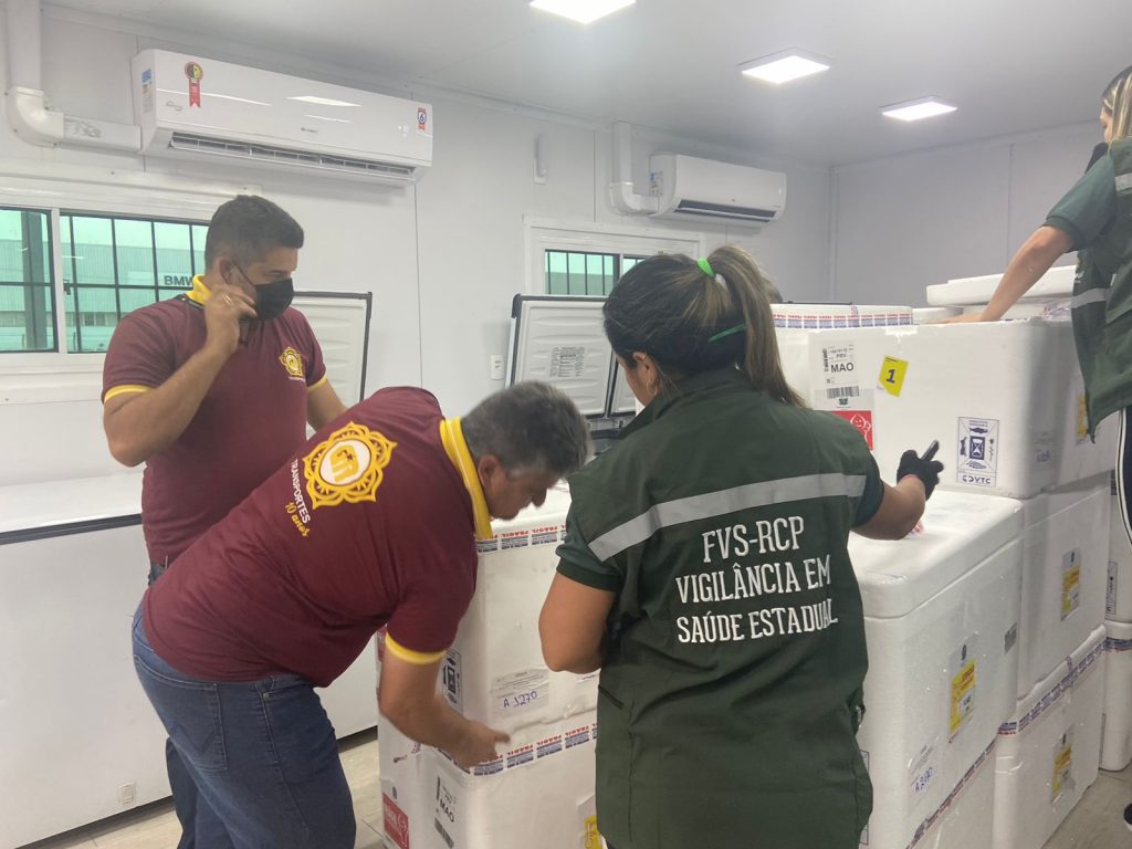 Amazonas recebe 1 milhão de doses de Vacina contra gripe.