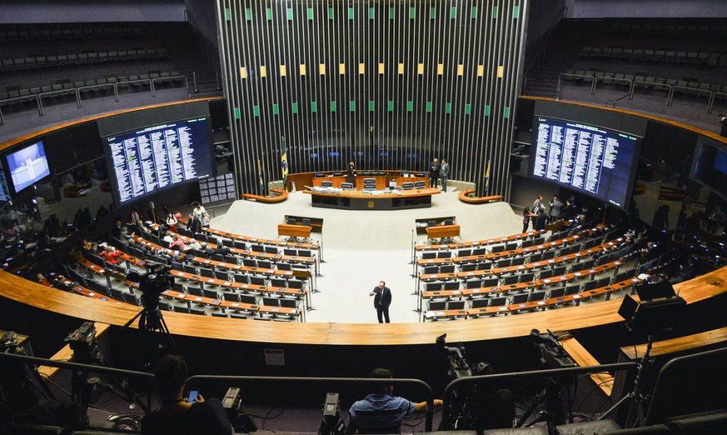 Deputados e senadores esticam feriado de carnaval e só vão retornar ao trabalho na segunda-feira (19)