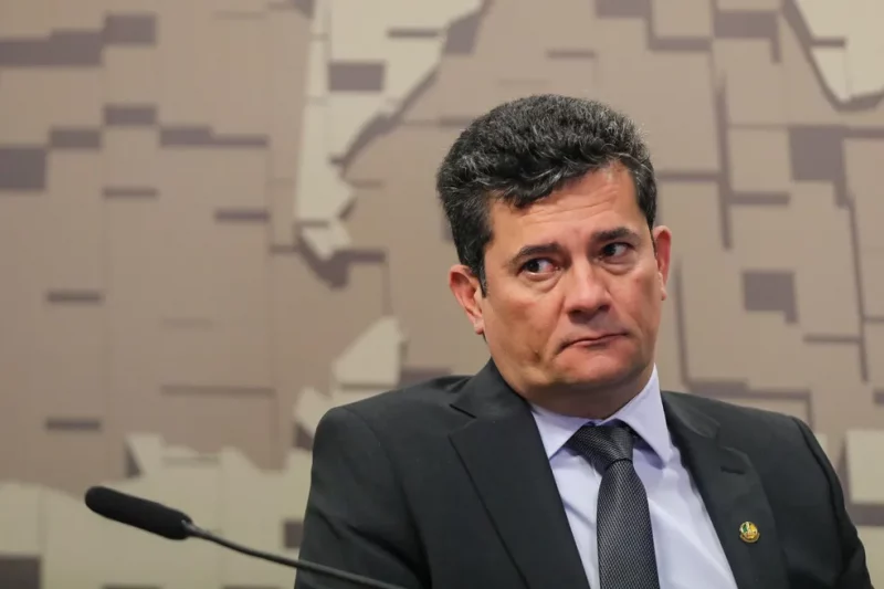 Lula deve nomear juiz para julgar Moro no Paraná
