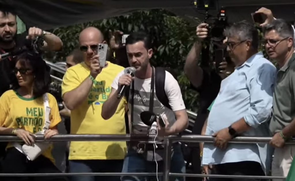 Jornalista português promete divulgar verdade sobre Brasil