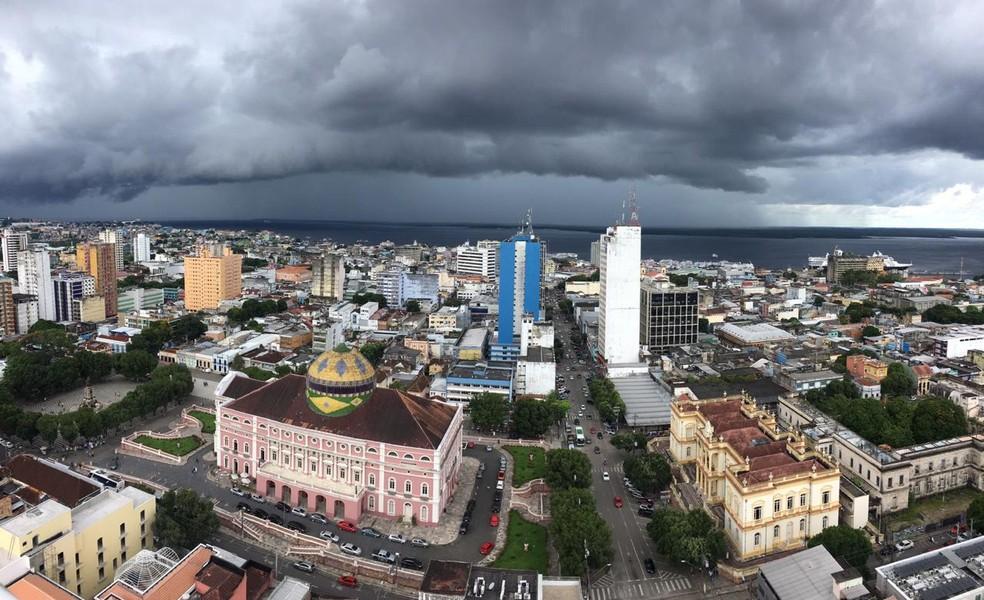 Previsão do tempo para Manaus; Chuvas isoladas céu nublado