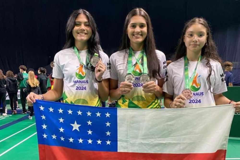 https://ampost.com.br/esporte/atletas-do-am-conquistam-medalhas-no-circuito-de-badminton-em-curitiba/