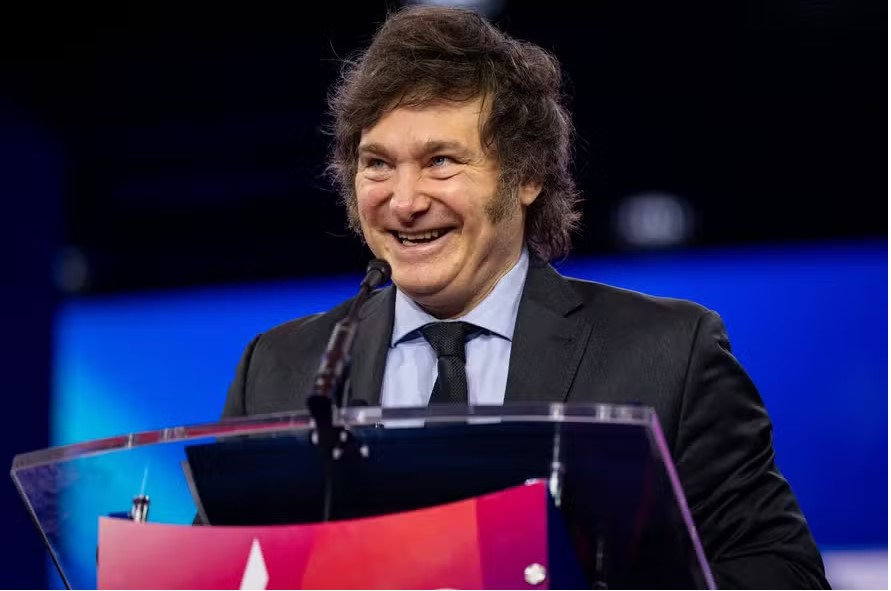 Premier da Espanha acusa líder argentino de não estar 'à altura' dos laços bilaterais
