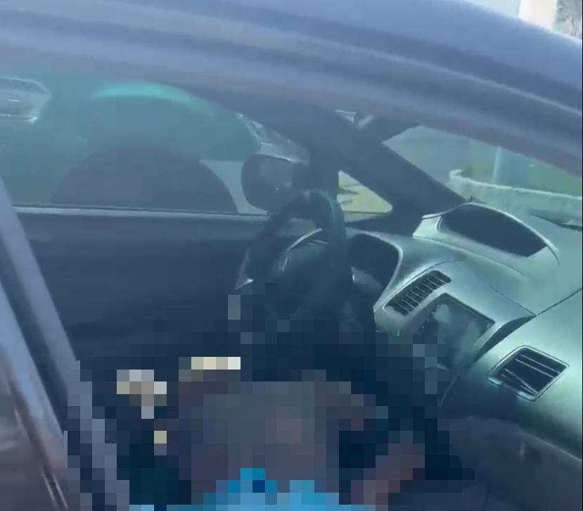 Corpo de homem é encontrado dentro de carro no Centro de Manaus