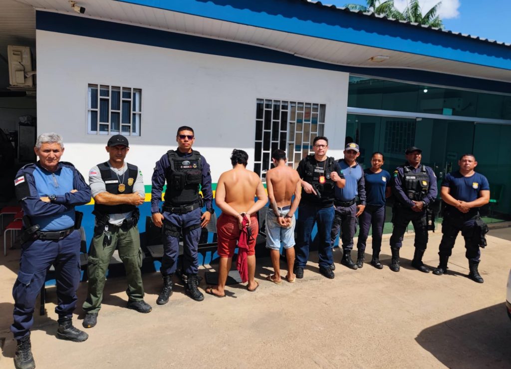 Homem é preso por torturar o próprio primo por dívida de drogas no AM; comparsa também foi preso