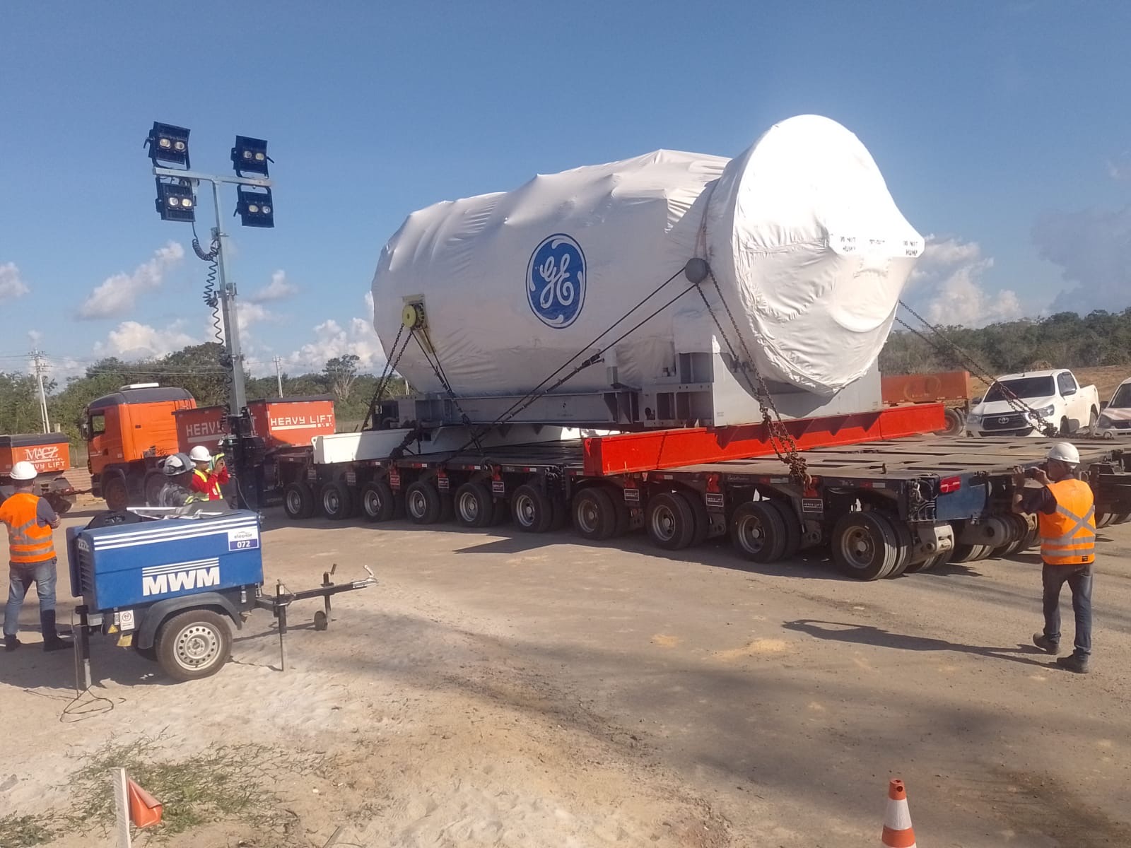 Obra do Complexo Azulão 950 avança com a chegada de equipamentos para montagem das usinas termelétricas