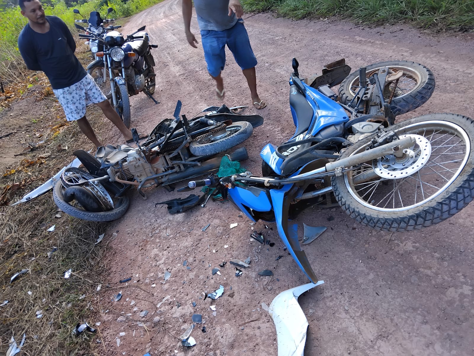 Homem morre ao colidir com moto do irmão no Amazonas
