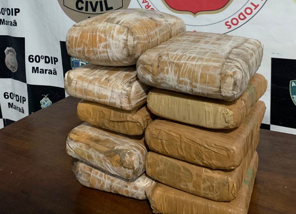 Mulher que tentava viajar com 11 quilos de maconha é presa em Maraã no AM