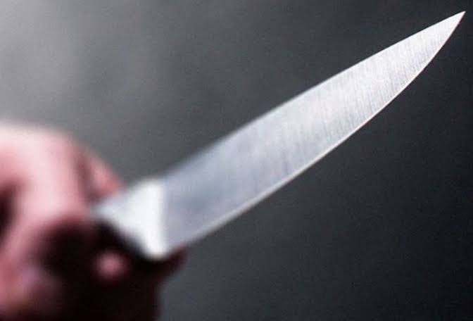 Adolescente de 15 anos é assassinada a facadas por dupla