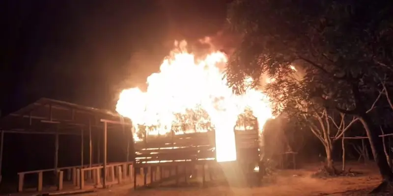 Criança indígena morre durante incêndio de grandes proporções em Tabatinga no Amazonas
