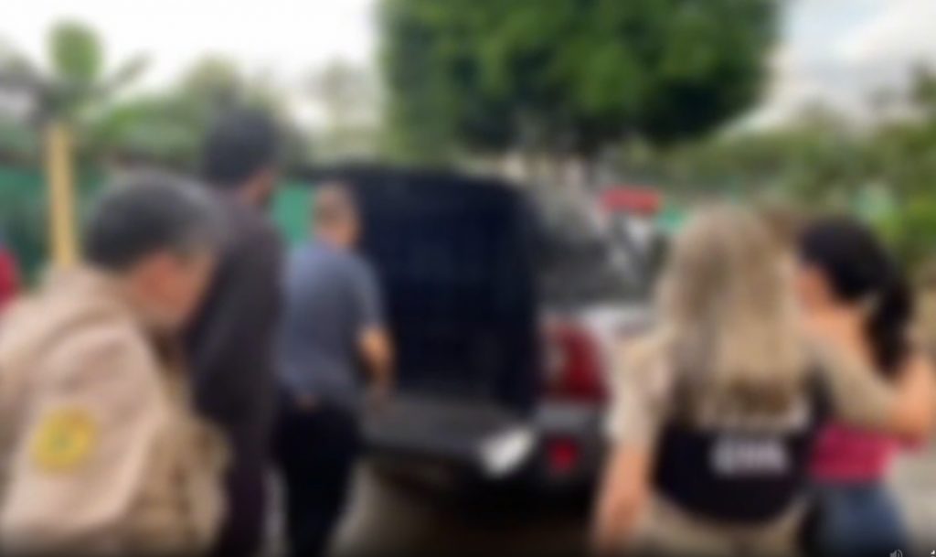 Casal é preso no AM por estelionato envolvendo empréstimos ilegais avaliados em mais de R$ 150 mil