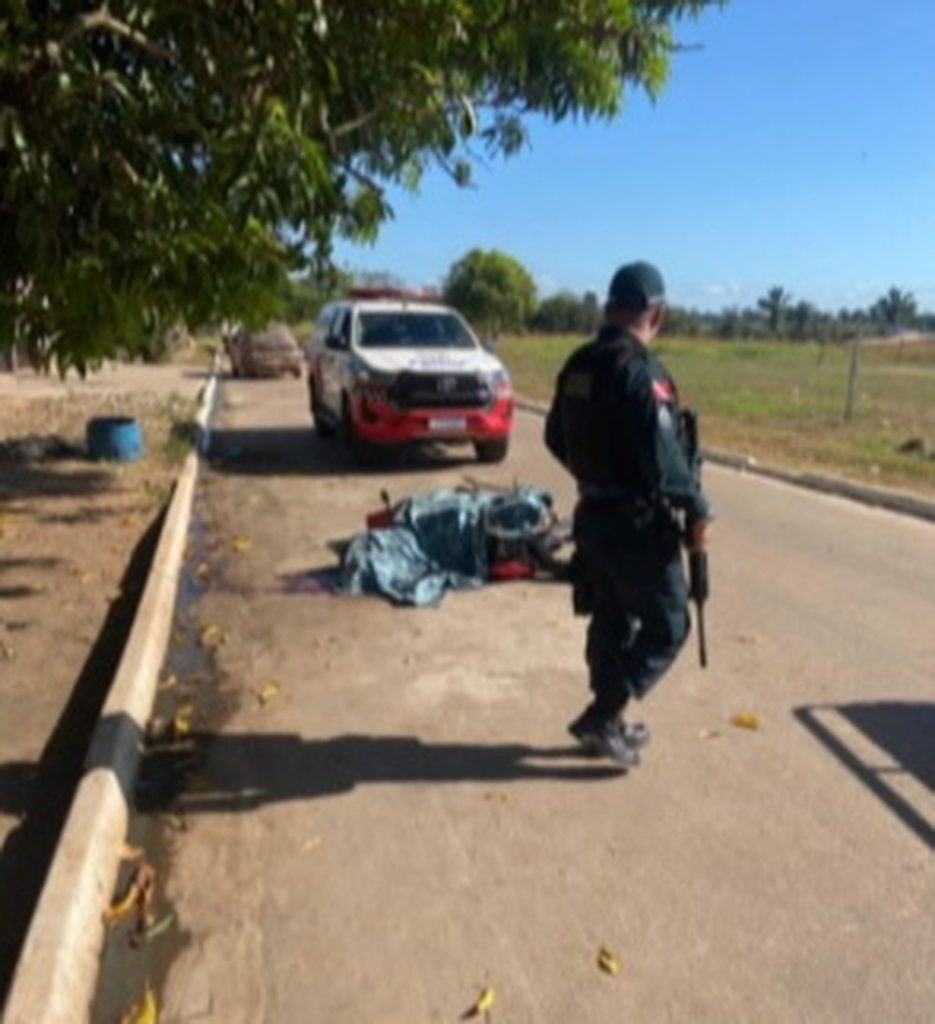 Motociclista é perseguido e morto a tiros por criminosos