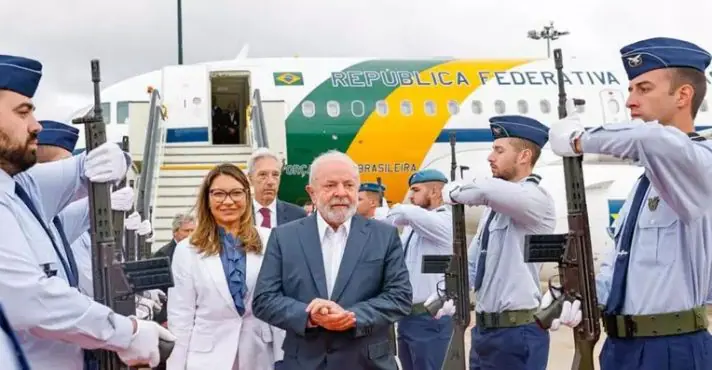 Gastos com viagens do Governo Lula chegam a R$ 700 milhões em 2024