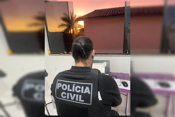 Tatuador é preso suspeito de estuprar enteado por mais de 3 anos