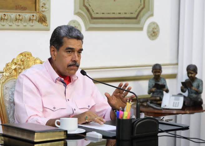 Venezuela: Maduro cita encontro com Celso Amorim em discurso