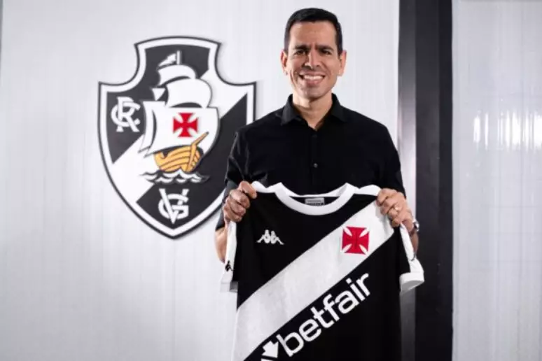 Vasco anuncia contratação do diretor de futebol Marcelo Sant’Ana