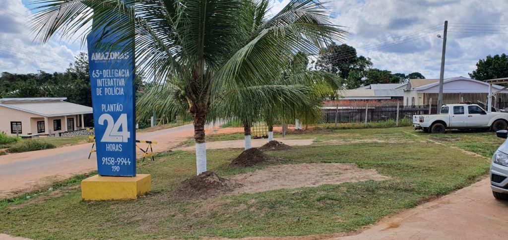 Homem é preso por agredir irmãs e mãe idosa no Amazonas. Saiba mais sobre o caso e as medidas tomadas pelas autoridades.