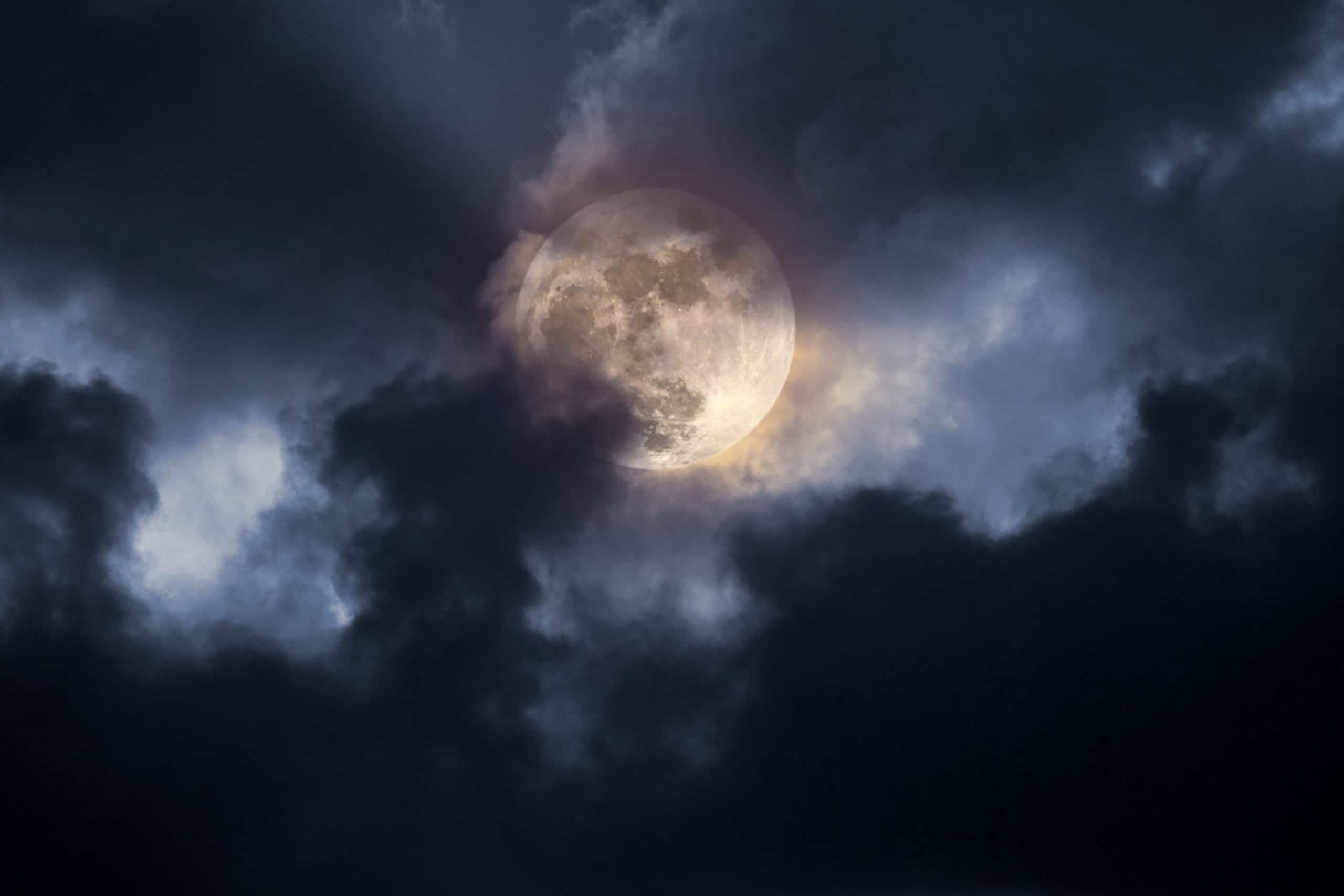 Qual a fase da Lua hoje