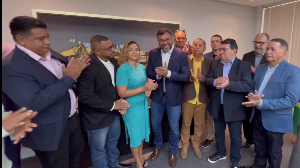 Governador Wilson Lima anuncia pagamento da data base de 2023 para agentes da segurança pública