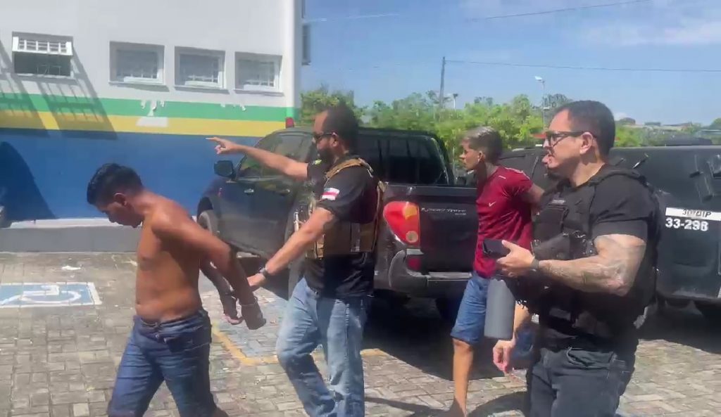 Dupla é presa suspeita de assaltar rotas do Distrito Industrial de Manaus