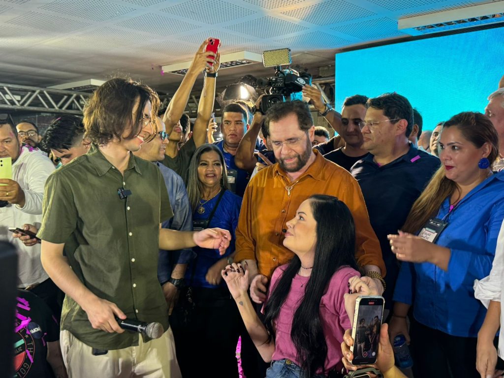 Candidata a vice-prefeita de Manaus de Amom foi escolhida após articulação de Plínio Valério