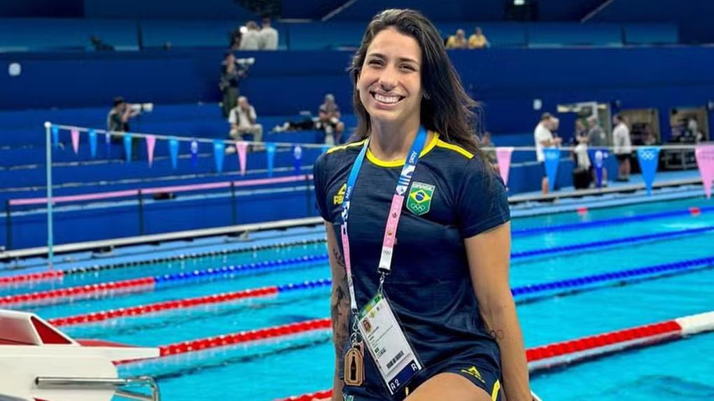 Nadadora brasileira expulsa das olimpíadas já agrediu outra atleta