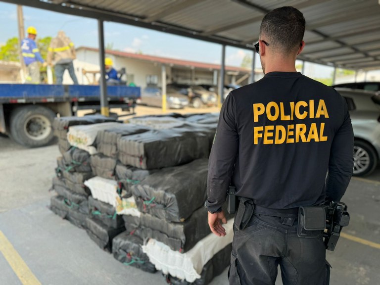 PF prende grupo e apreende mais de 3 toneladas de drogas no Amazonas