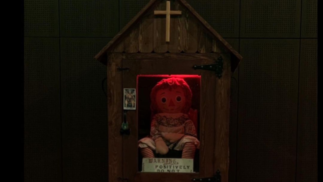 Descubra por que o museu que abriga a boneca Annabelle fechou as portas