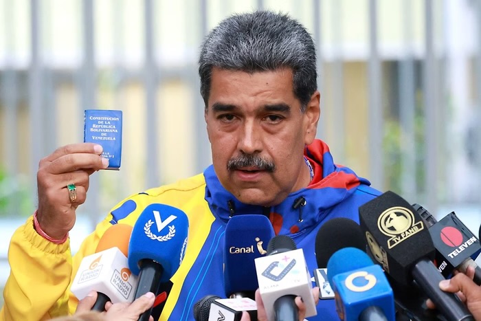 Após reeleição contestada, Maduro trava “guerra” contra redes sociais
