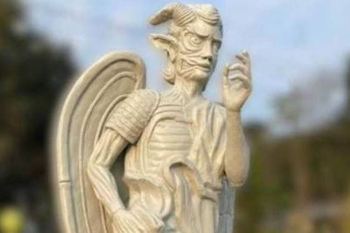 Inauguração de estátua de Lúcifer deve acontecer hoje no RS