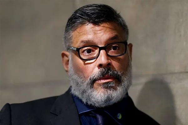 Alexandre Frota é chamado de ‘jagunço de ditador’ após ser citado em mensagens de auxiliares de Moraes