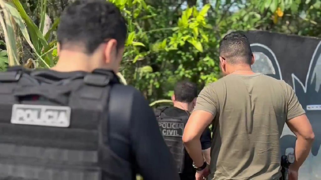 Presa por integrar grupo criminoso fornecia armas para assaltos a ônibus em Manaus