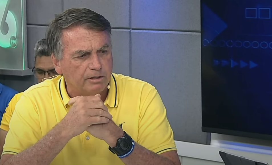 Bolsonaro diz que problema de Alexandre de Moraes é 'pessoal' com ele