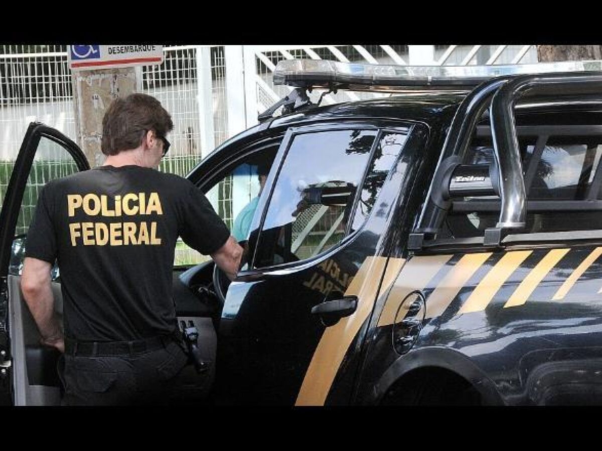 PF faz operação contra o tráfico e propina de R$ 800 mil a policiais civis