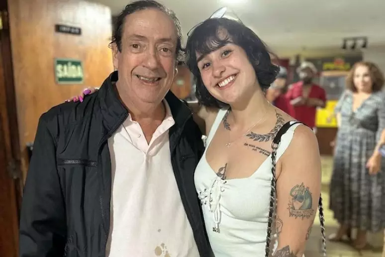 Influenciadora conhecida como 'Filha do Beiçola' salva Marcos Oliveira de despejo